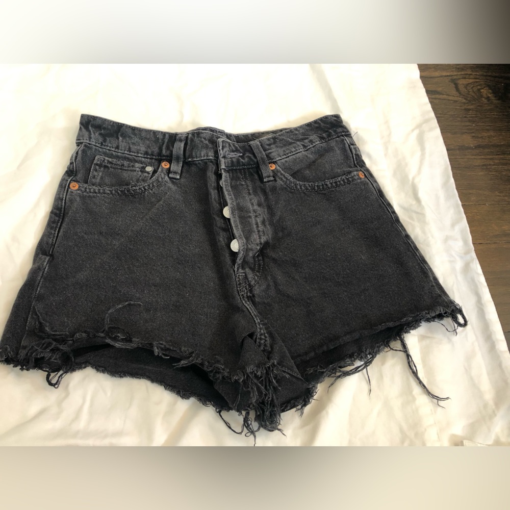 HM black cutoff Jean shorts